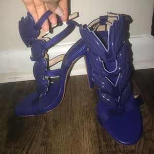 Blue wings heels (NEW)